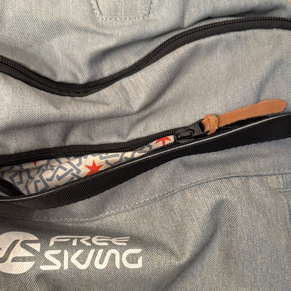 High Sierra U.S. Free Skiing Backpack - Picture 5 of 14